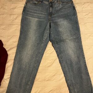 Universal Thread Light Blue Straight Leg Jeans
